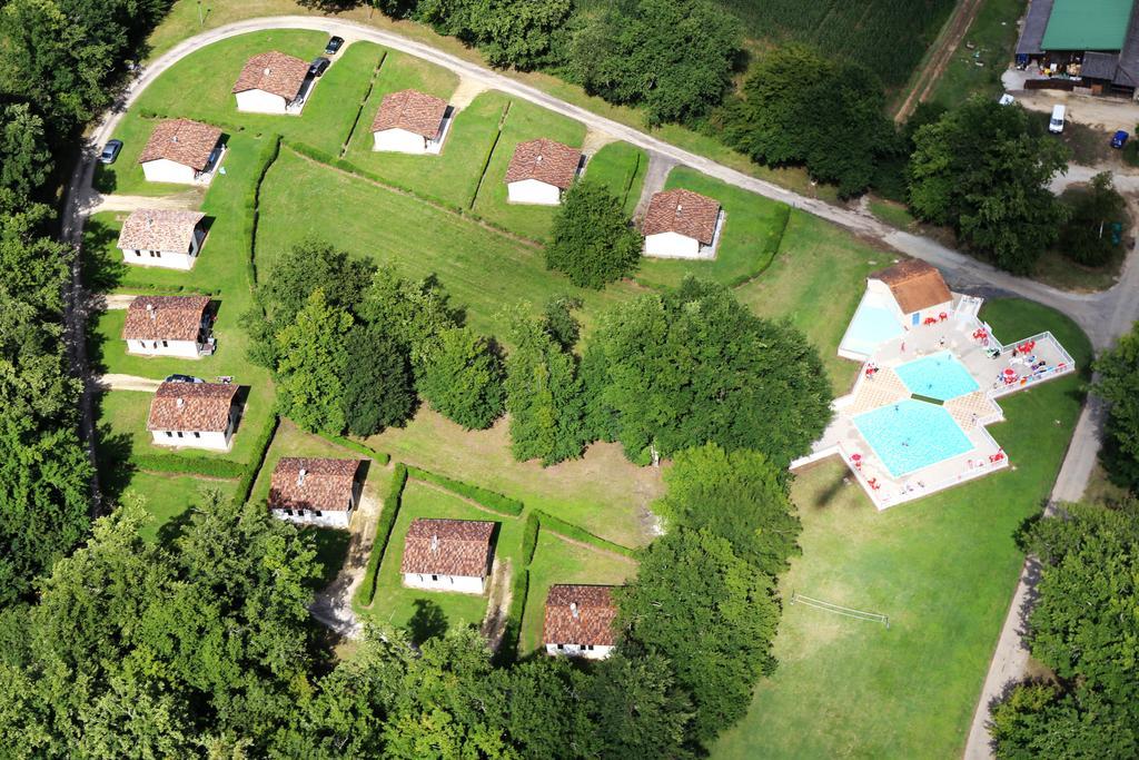 Lac De Cancon Exterior photo